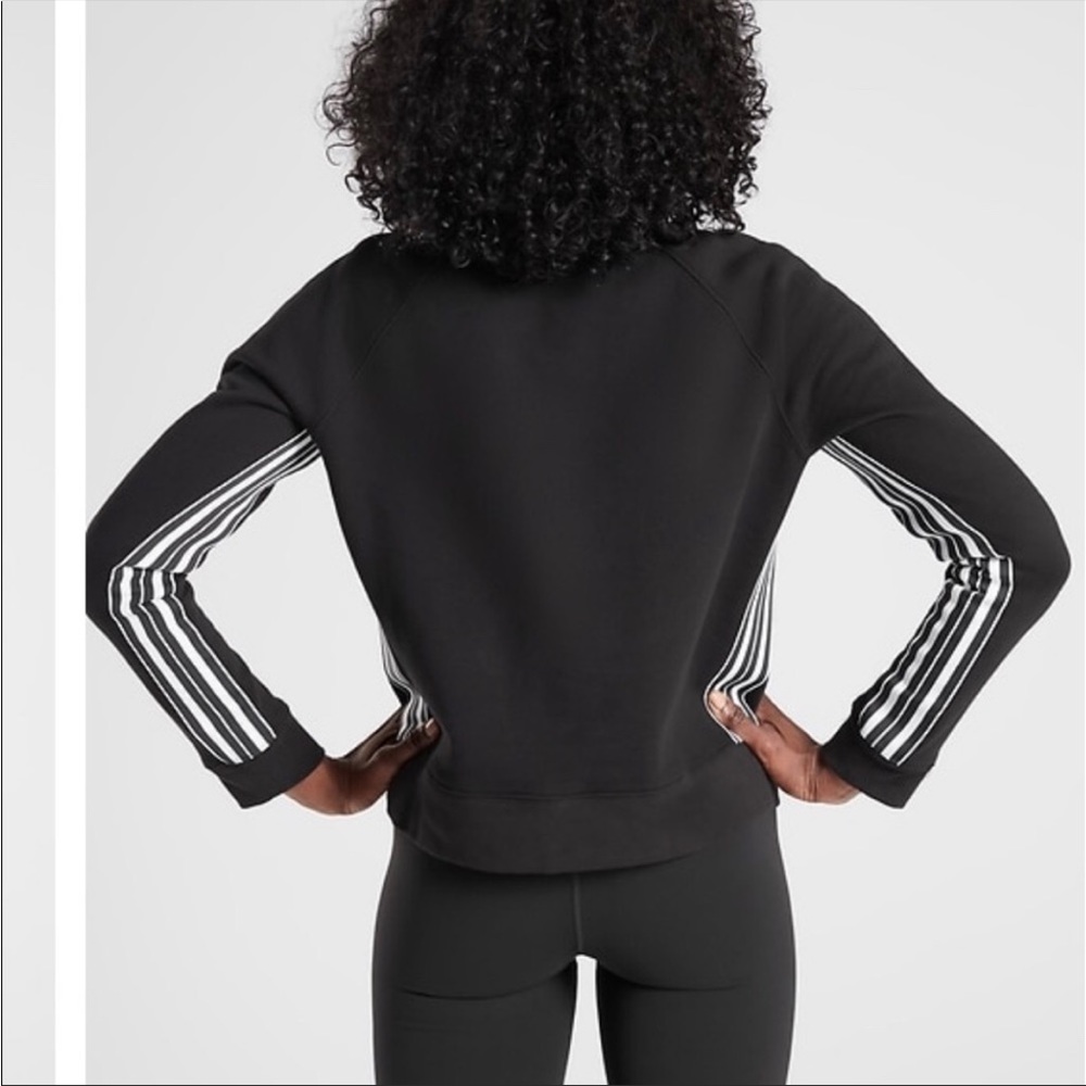 Athleta 24/7 Varsity Stripe Sweatshirt Sz L EUC